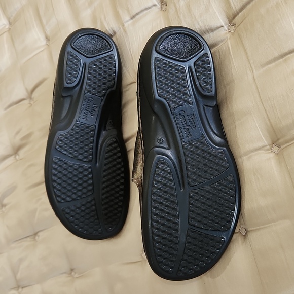 Finn Comfort Slippers - Picture 4 of 12